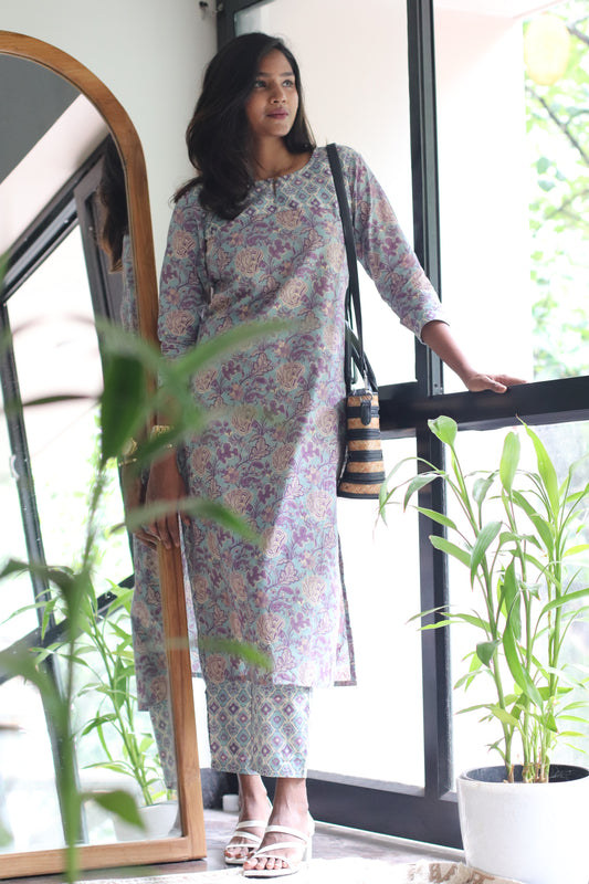 Athinya Cotton kurta & Pant Set