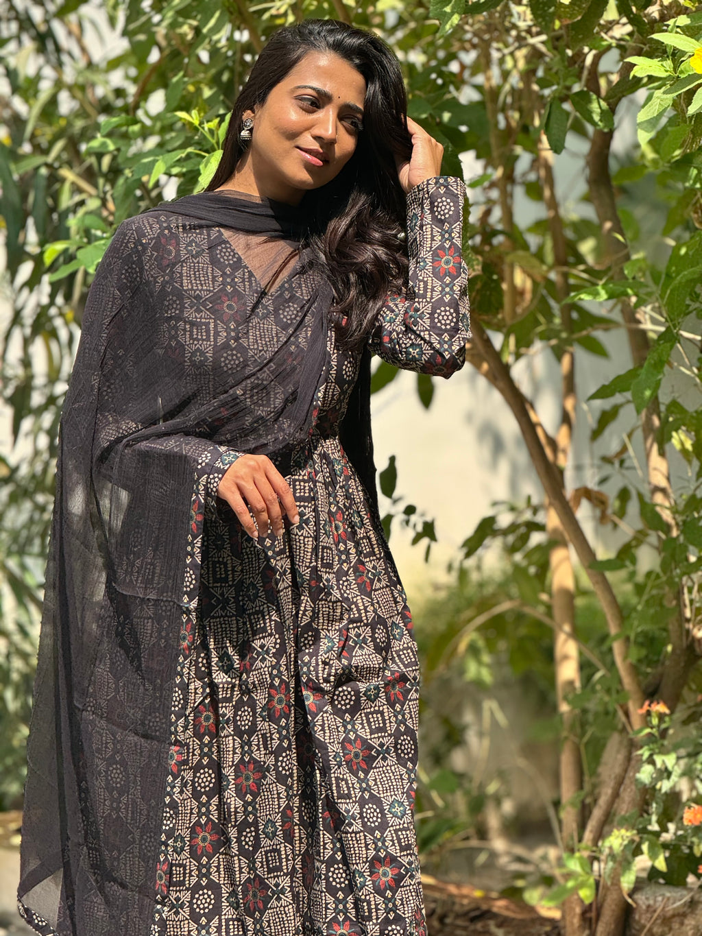 Dhwali Cotton Suit Set