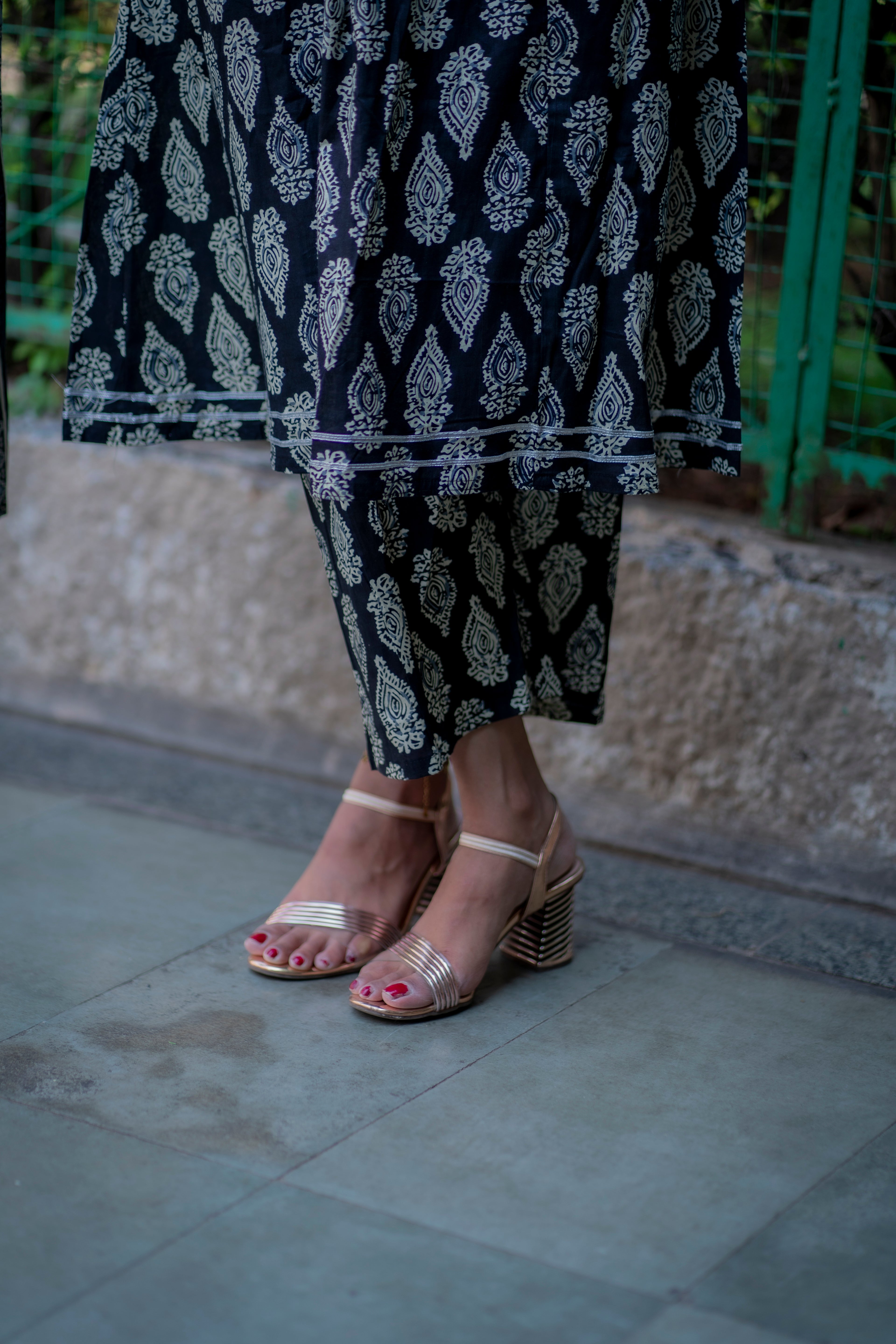 Thara Handloom cotton Suit Set