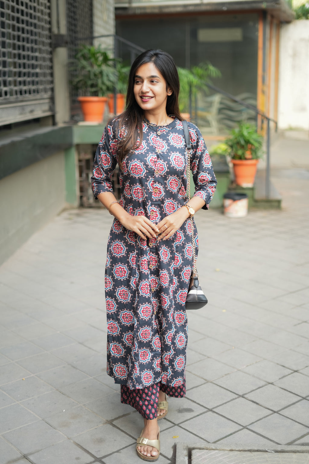 Nishika Cotton Kurta & Pant Set