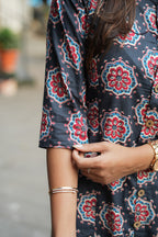 Nishika Cotton Kurta & Pant Set