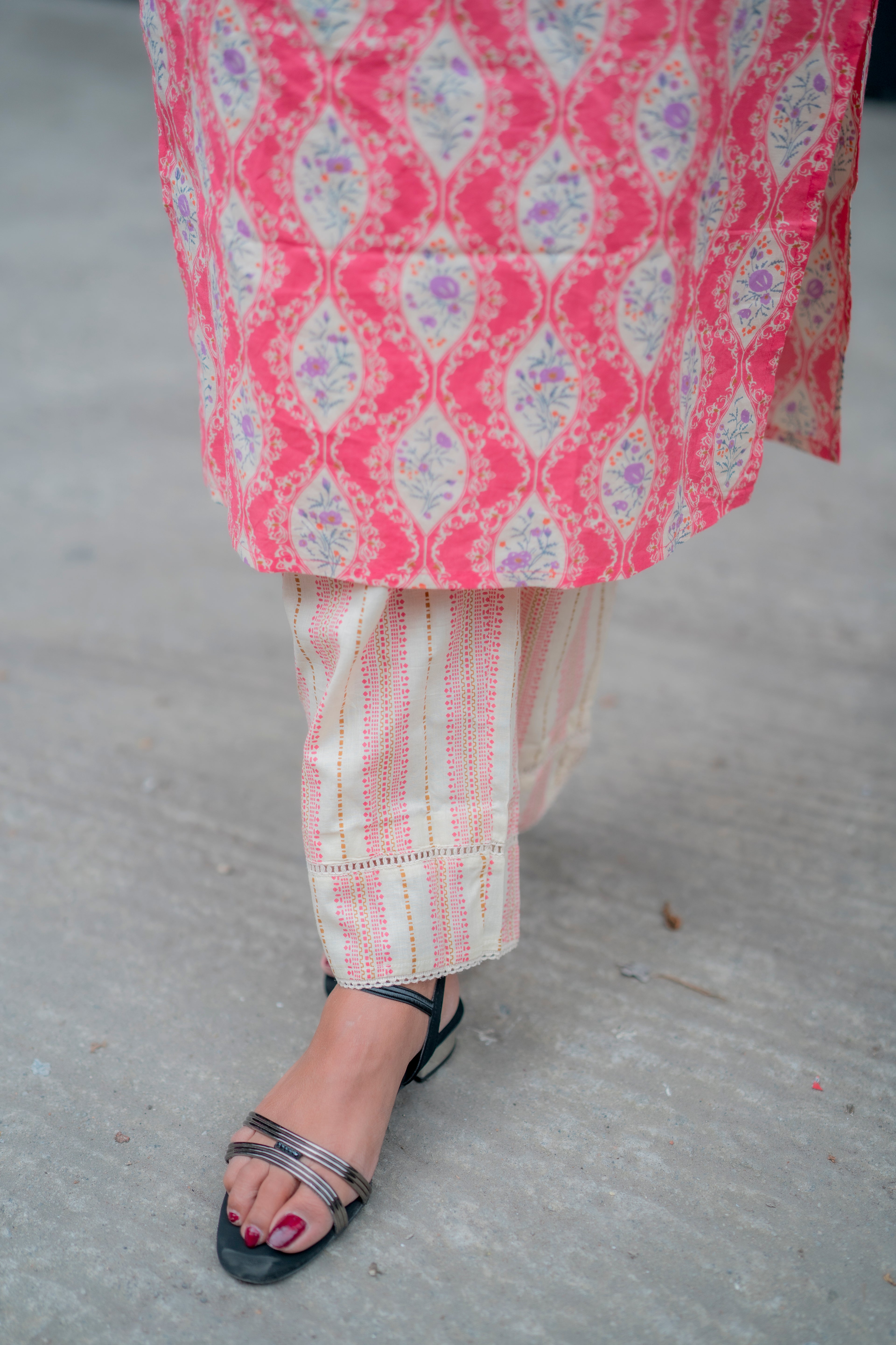 Aafita Cotton Kurta Pant Set