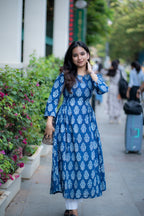 Raashi Cotton Kurti