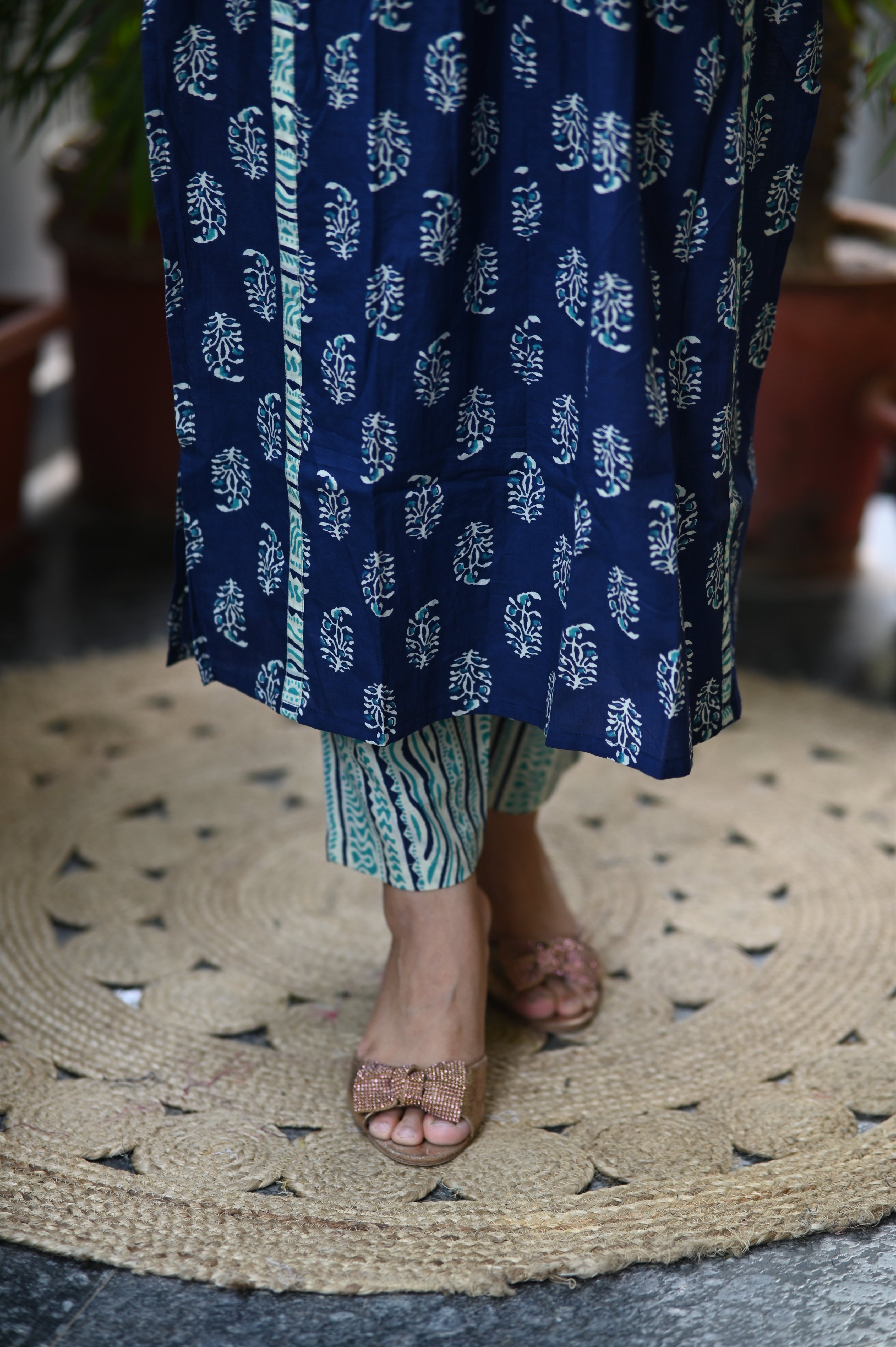 Aarvi Indigo Cotton Kurta Pant Set