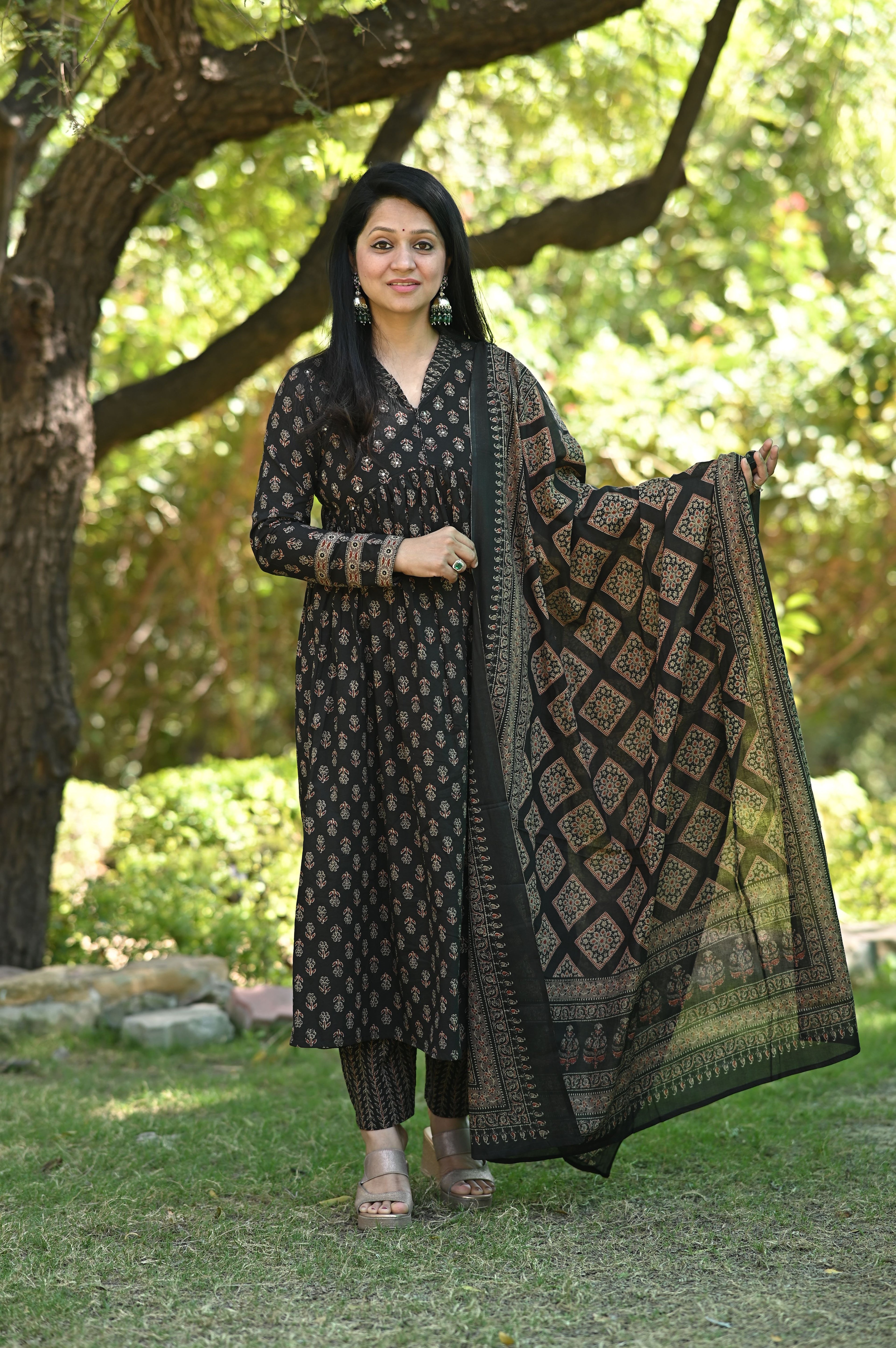 Mehreen Alia Cotton Suit Set