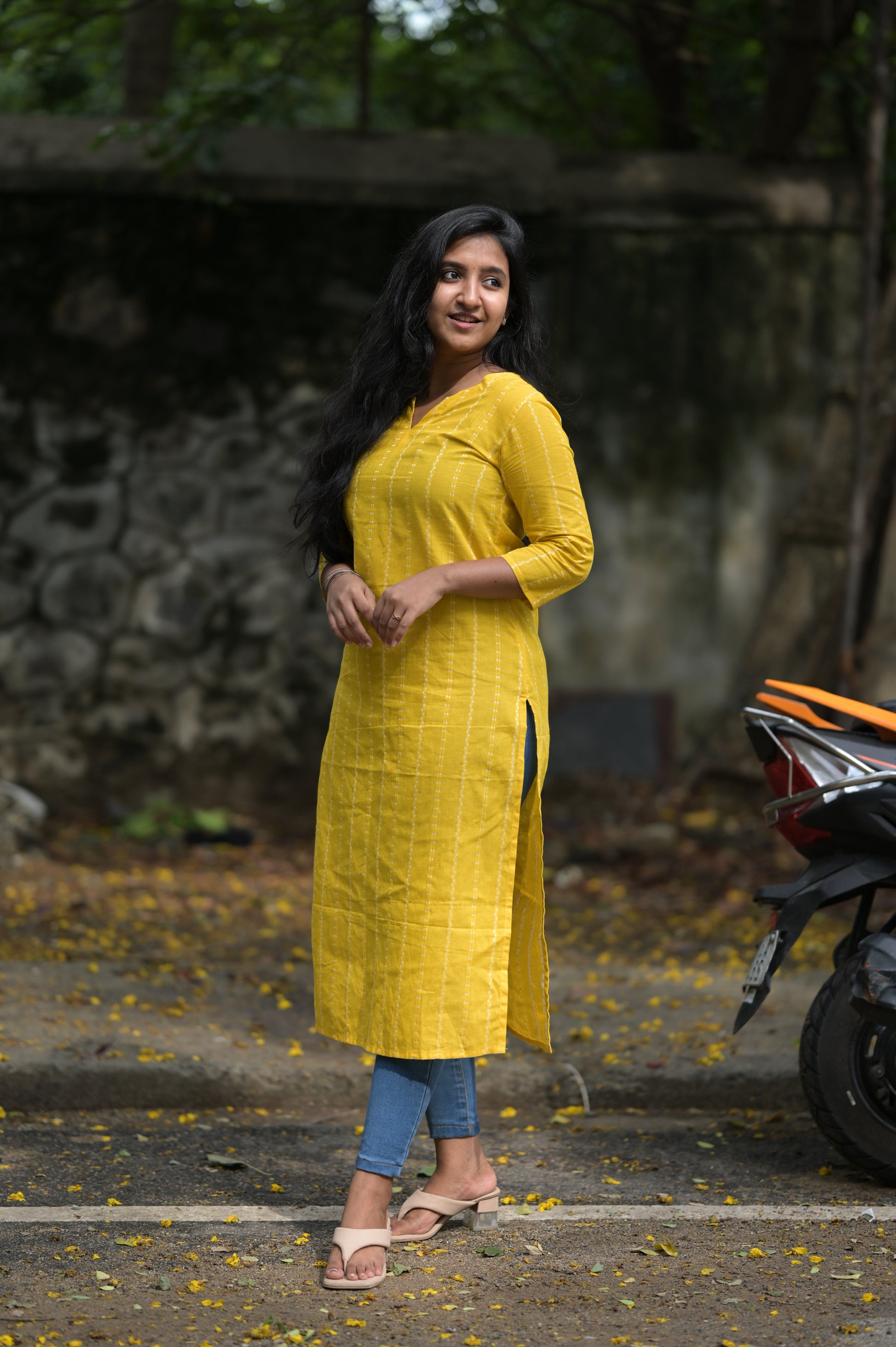 SARO HANDLOOM YELLOW KURTA - TADA