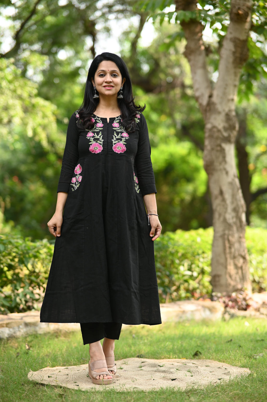 Kasturi Black Kurta Pant Set