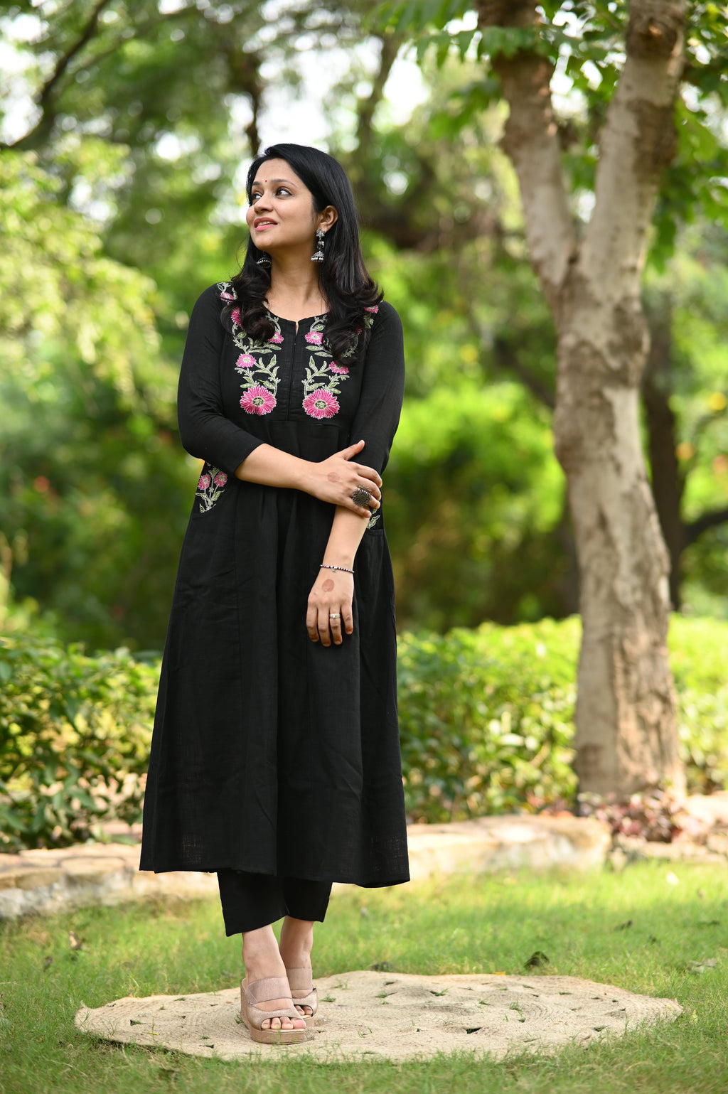 Kasturi Black Kurta Pant Set