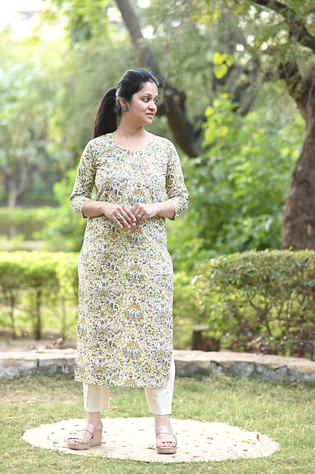 Adorable  floral cotton Kurti