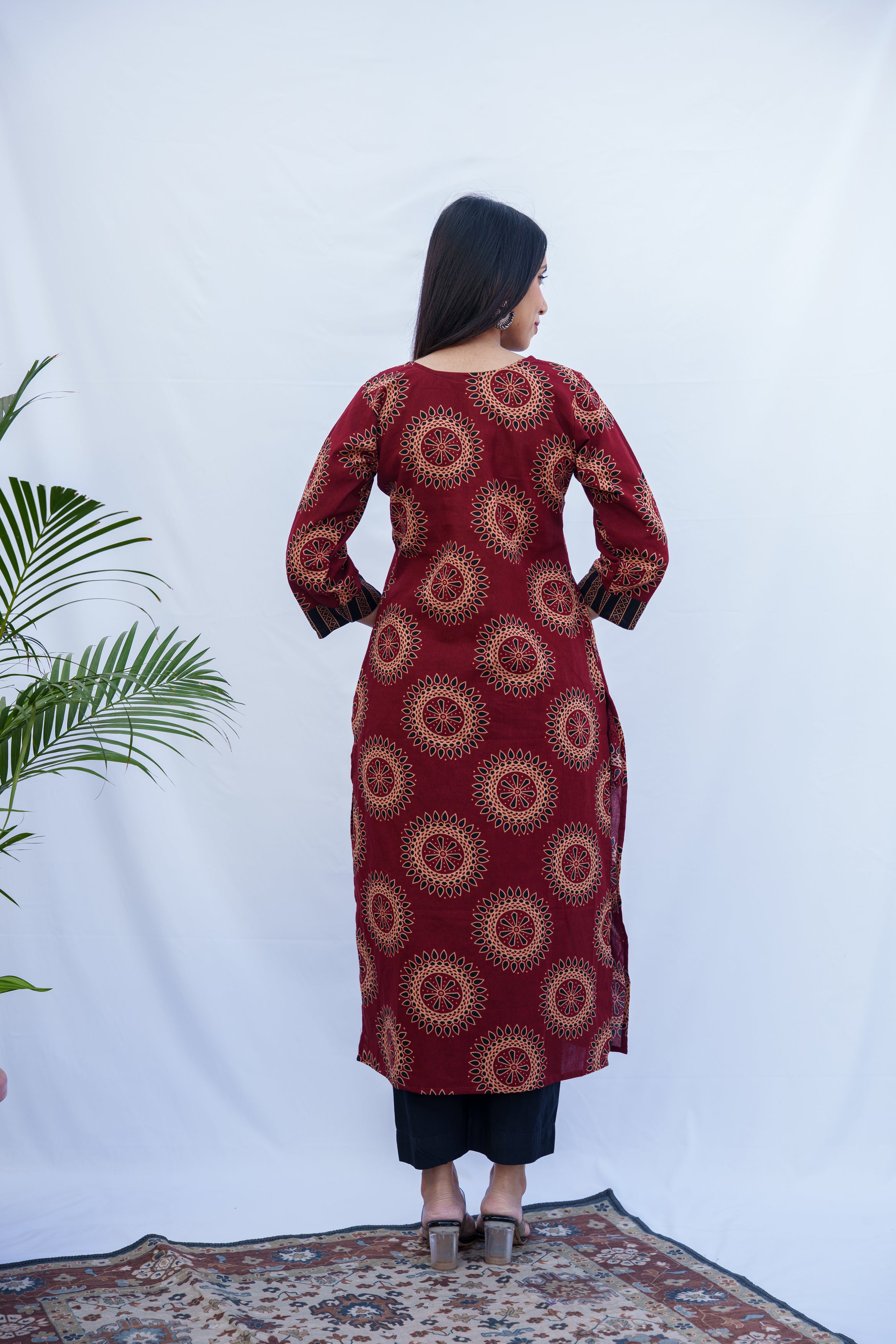Vedanshi Cotton Kurti