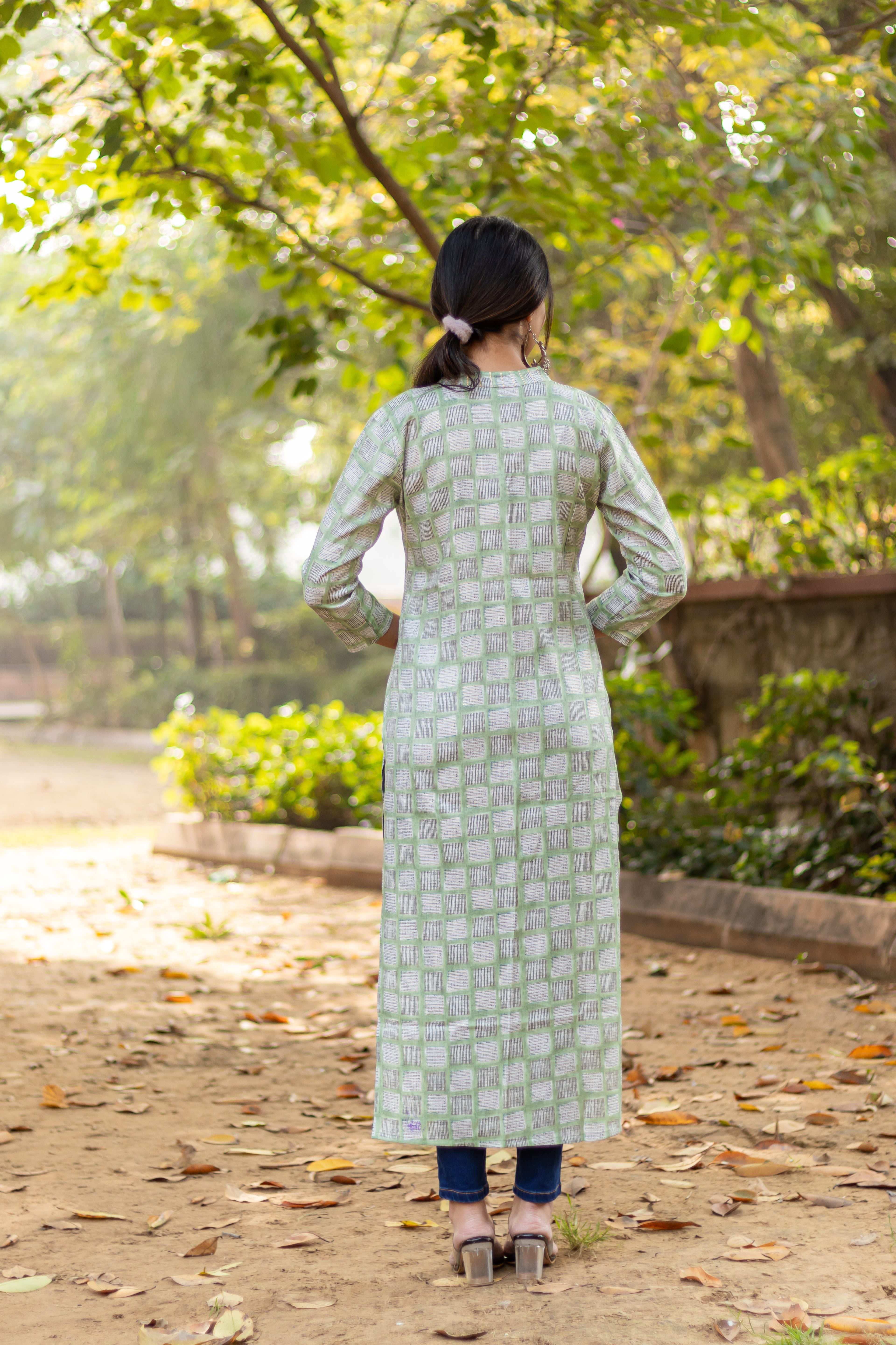 Two Tone Gold Print Capsule Rayon Kurti