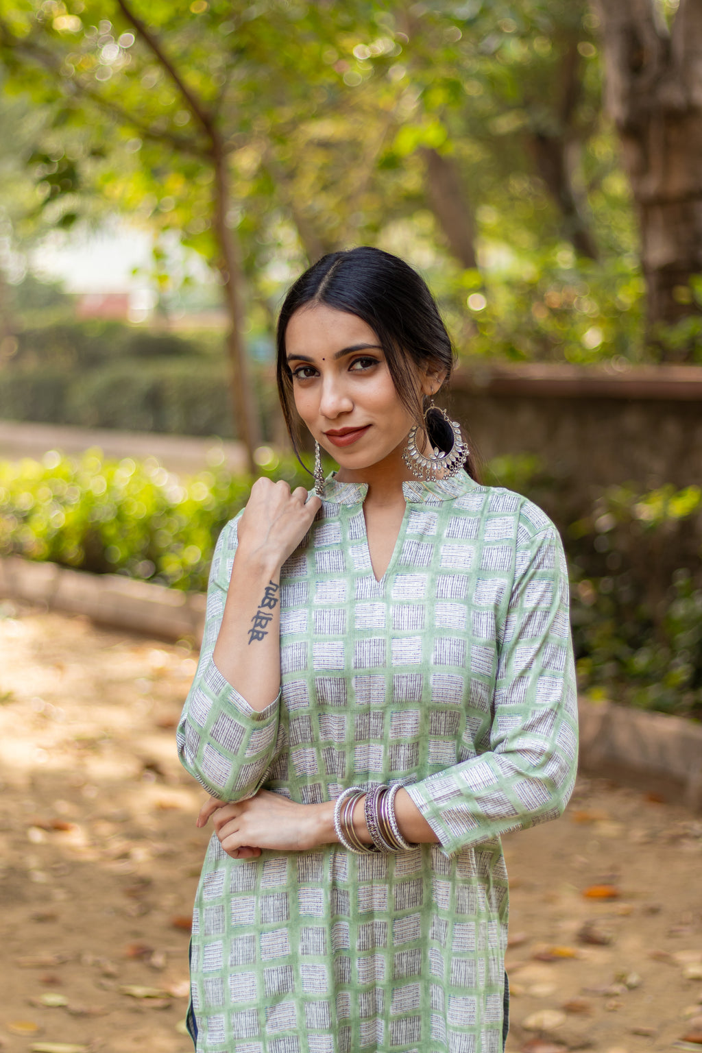 Two Tone Gold Print Capsule Rayon Kurti