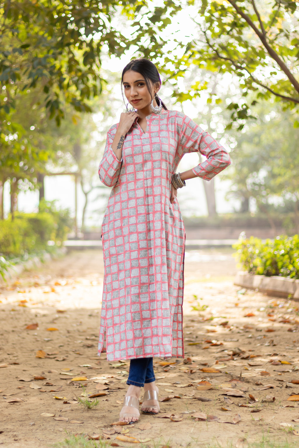 Two Tone Gold Print Capsule Rayon Kurti