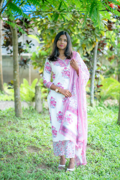 Aishu Cotton Mulmul suit Set