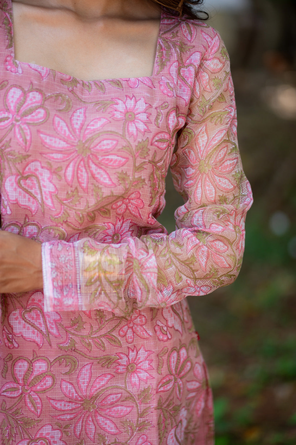 Rukmini pink kurti - full sleeve with zari-bordered cuff detail