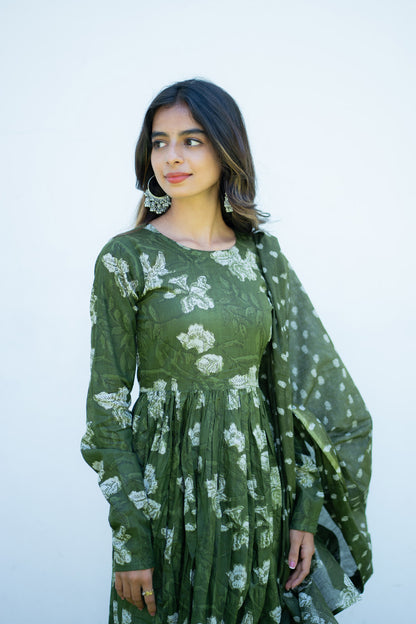 Sanjana olive green anarkali kurti - close view of ivory floral print