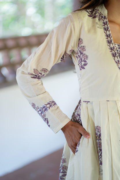 Suganya anarkali kurti - full sleeve with printed cuff detail