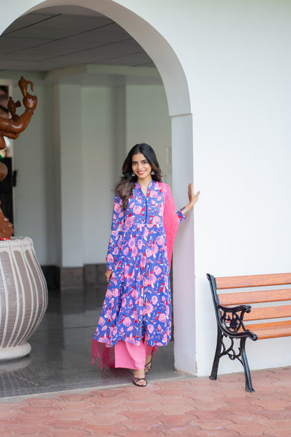 Oviya blue handblock printed flared kurti with pink pant